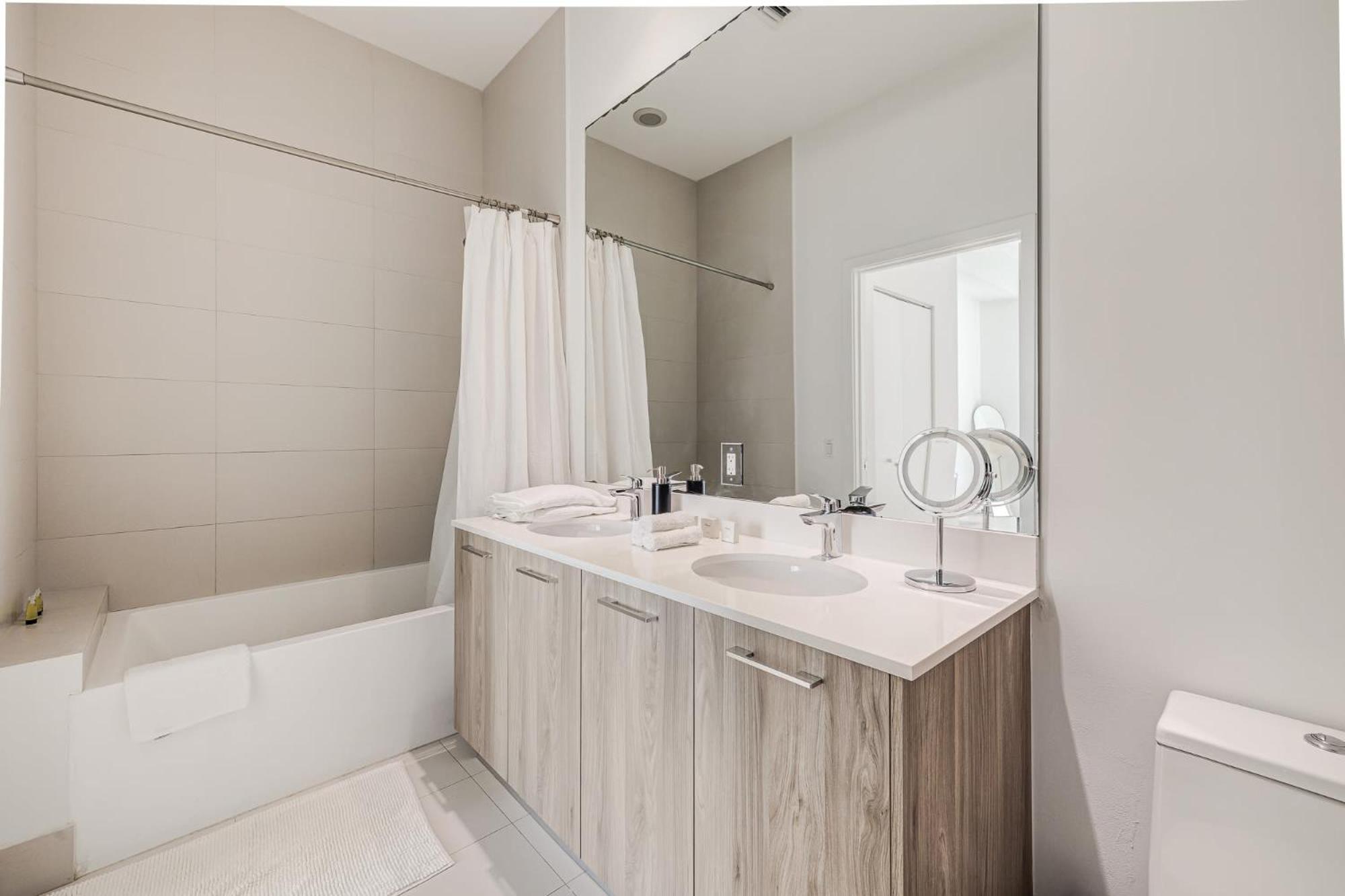 Unique High-Rise Condo In Miami Extérieur photo
